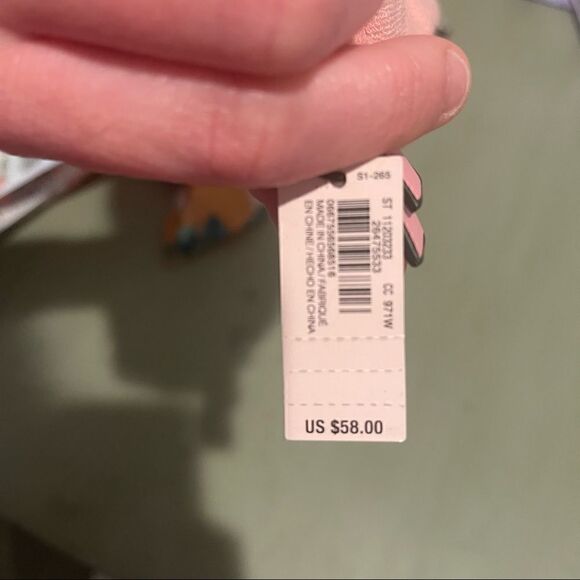 COPY - VICTORIA'S SECRET Self-Care Spa Kit - bag, headband, scrunchie, and gua … - Picture 9 of 15